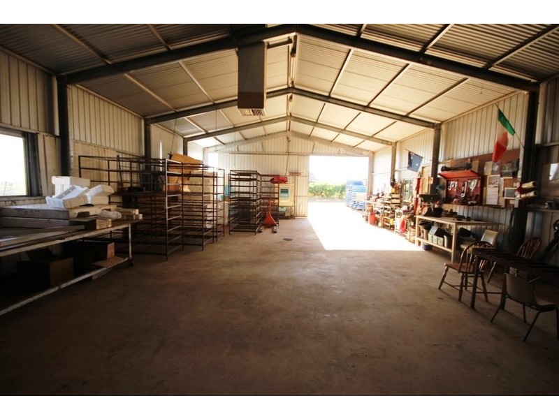 292 & 293 Coorong Avenue, Red Cliffs VIC 3496