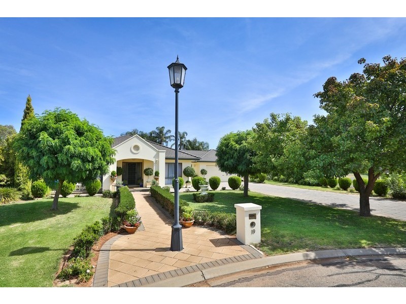 19 Marsden Drive, Mildura VIC 3500