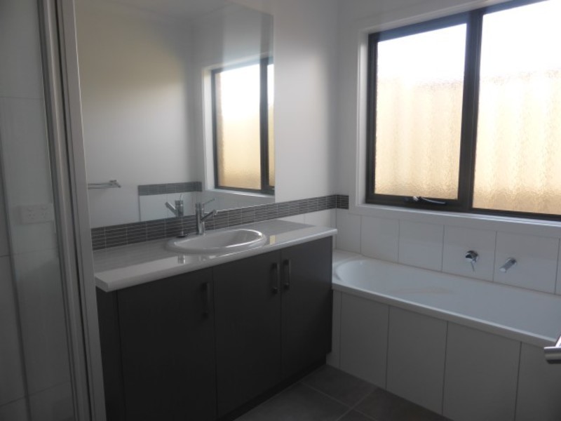 2/1001 Fifteenth Street, Mildura VIC 3500