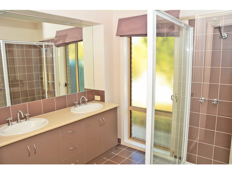 3 Pamela Court, Gol Gol NSW 2738