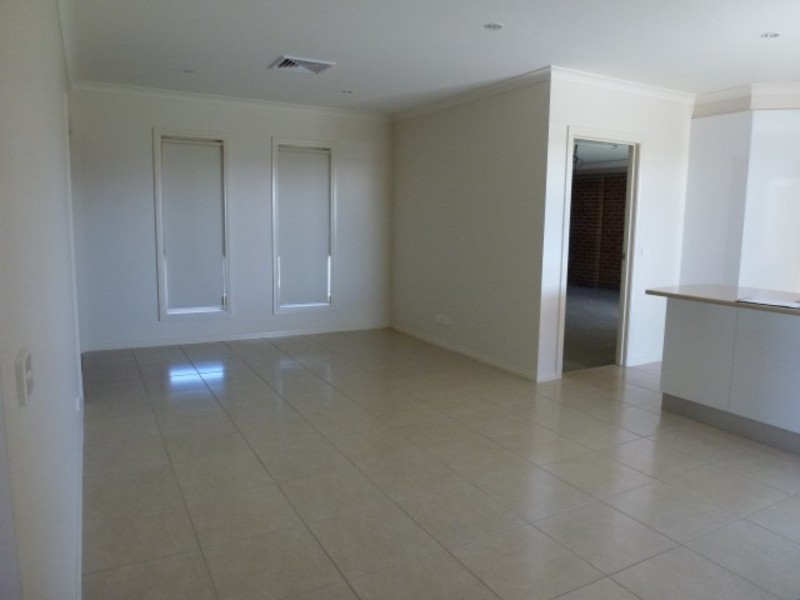 4 Lakeview Court, Mildura VIC 3500