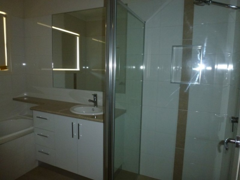 4 Lakeview Court, Mildura VIC 3500