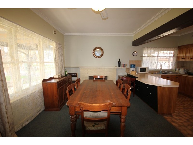 35 McMillan Road, Merbein South VIC 3505