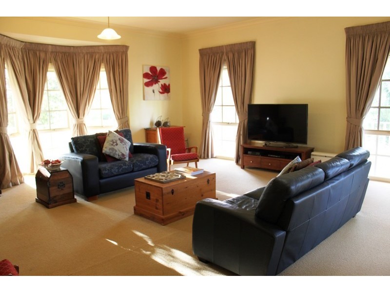 7 St Andrews Drive, Cabarita VIC 3505