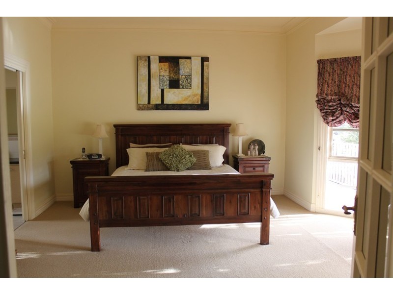 7 St Andrews Drive, Cabarita VIC 3505