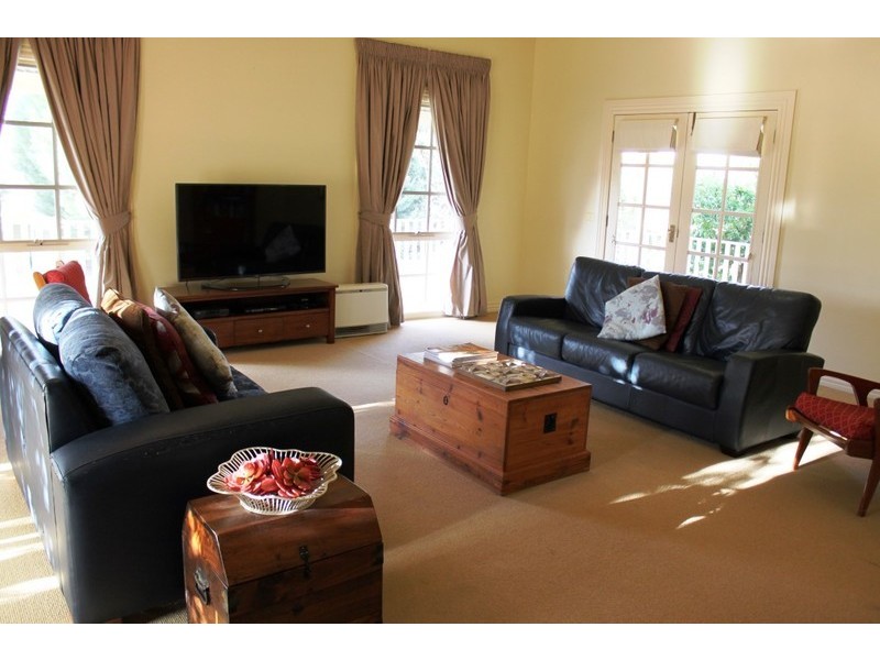 7 St Andrews Drive, Cabarita VIC 3505