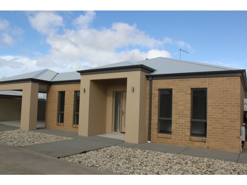 2/999 Fifteenth Street, Mildura VIC 3500