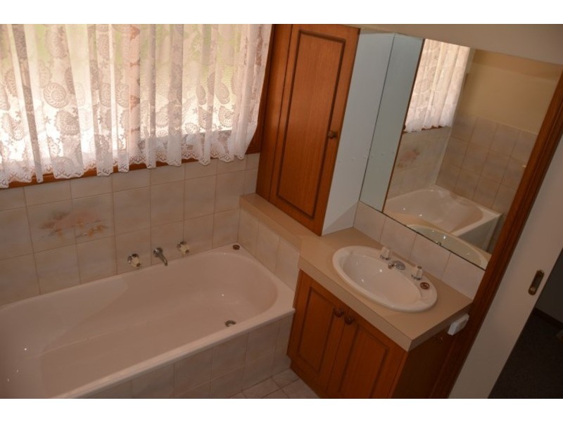 16 Trafalgar Drive, Mildura VIC 3500