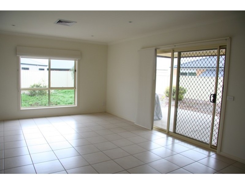 597 Walnut Avenue, Mildura VIC 3500