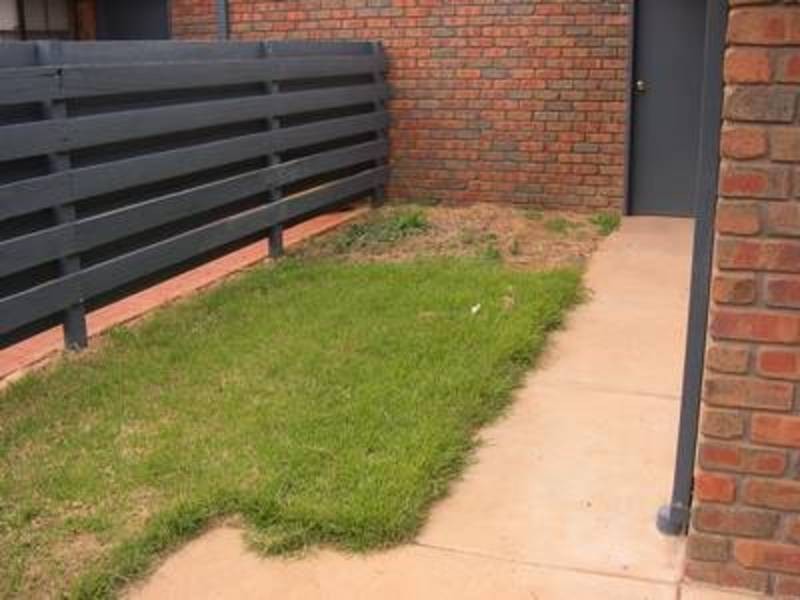 2/15 The Boulevard, Mildura VIC 3500