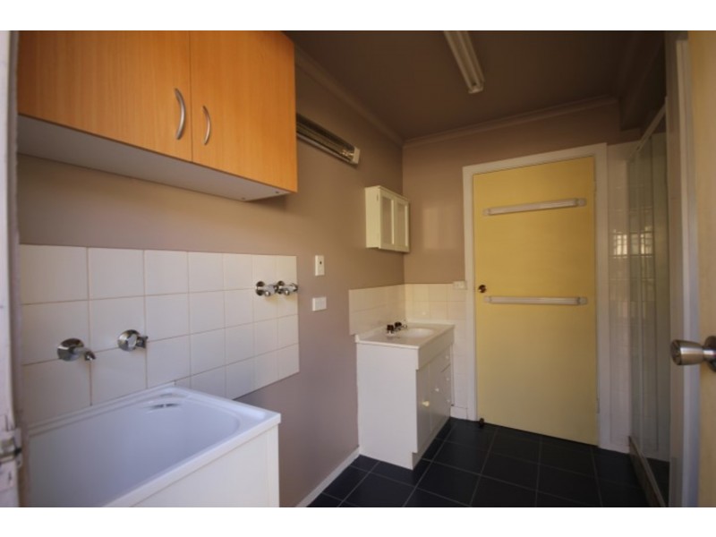 Units 1 – 4/24 Adelaide Street, Gol Gol NSW 2738