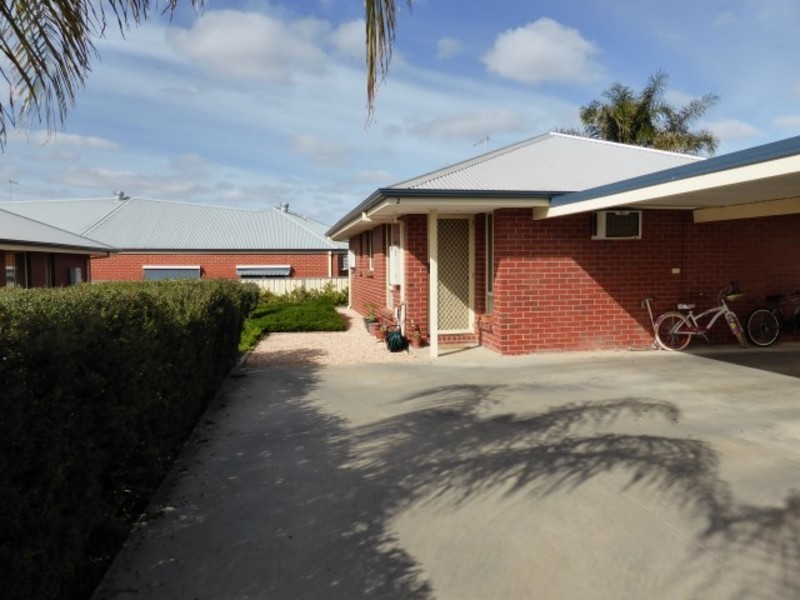 2/178 Pitman Avenue, Buronga NSW 2739