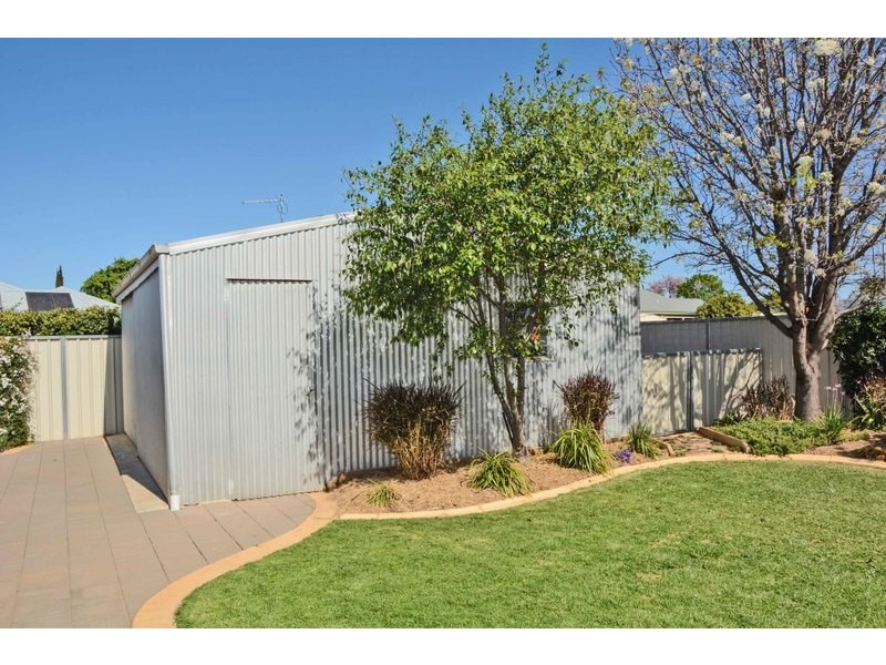 2 Harvest Court, Mildura VIC 3500