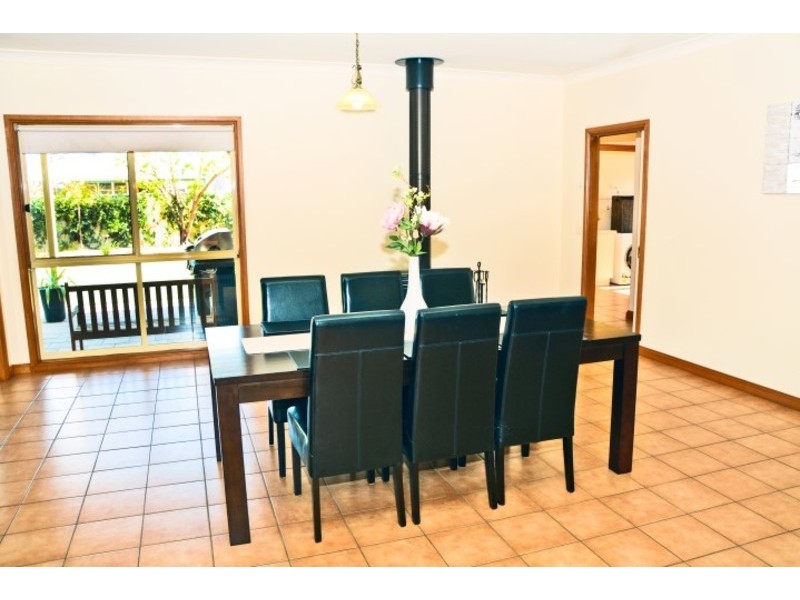 2 Harvest Court, Mildura VIC 3500