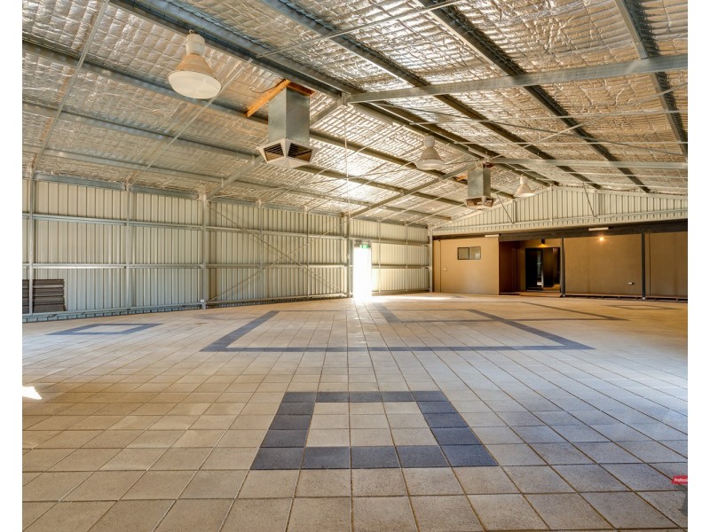 573 Deakin Avenue, Mildura VIC 3500