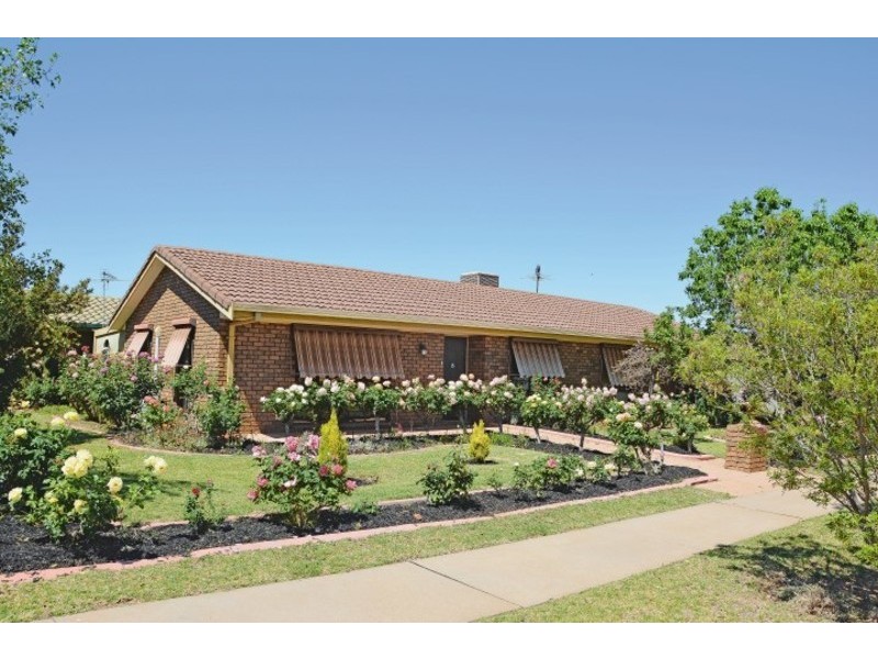 27 De Garis Drive, Mildura VIC 3500