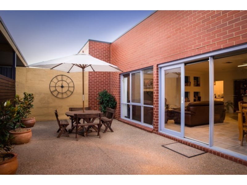 69 Cureton Avenue, Mildura VIC 3500