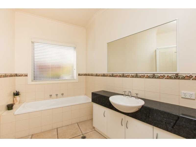 69 Cureton Avenue, Mildura VIC 3500