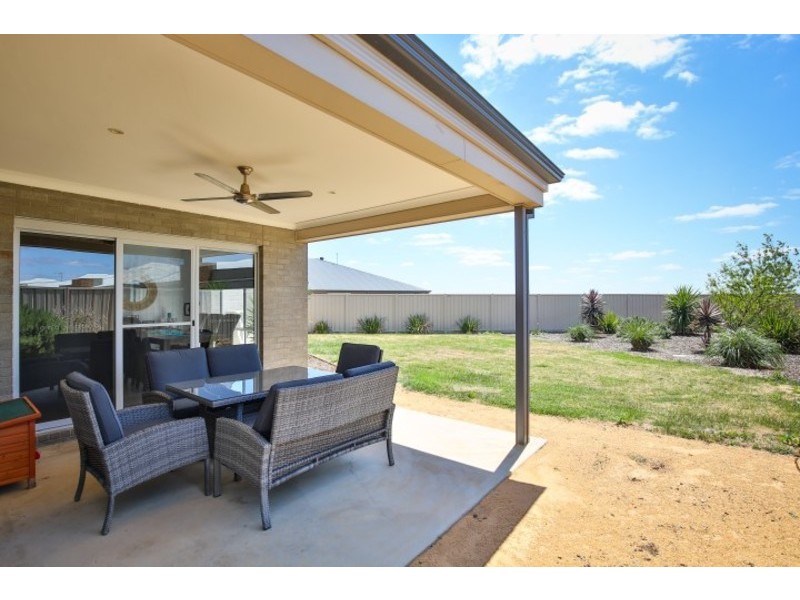 10 Renshinkan Court, Mildura VIC 3500