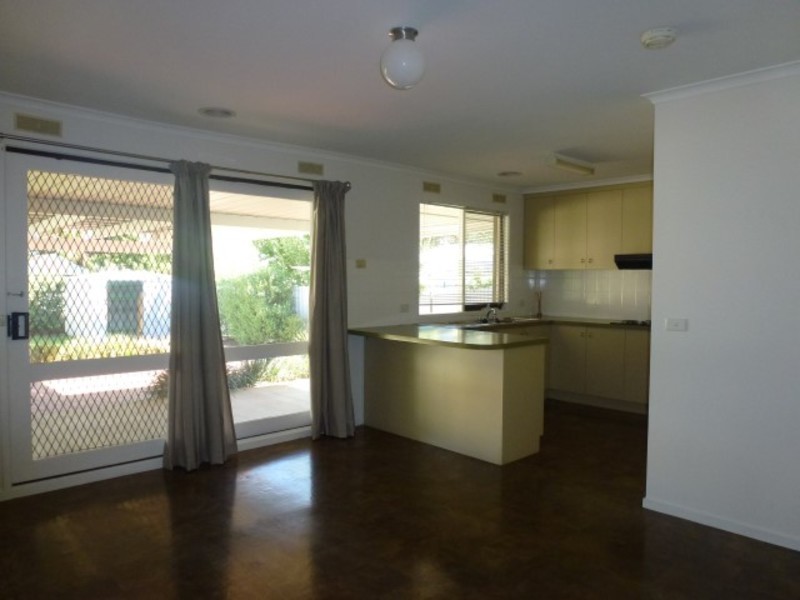 273 Walnut Avenue, Mildura VIC 3500