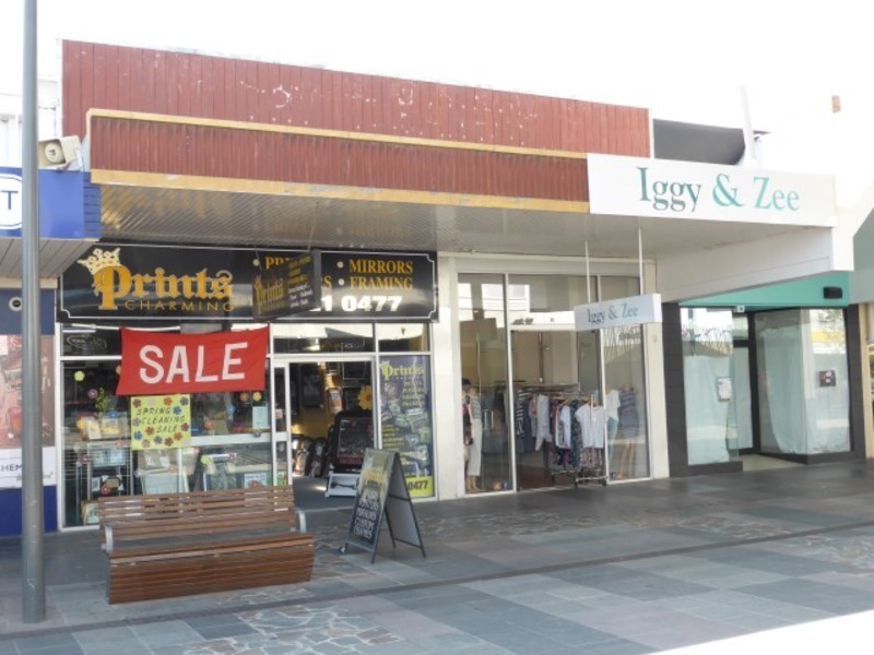67 & 67a Langtree Avenue, Mildura VIC 3500