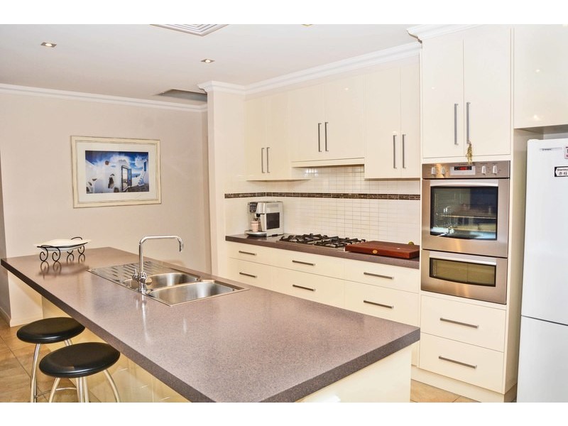 6 Timansi Court, Mildura VIC 3500