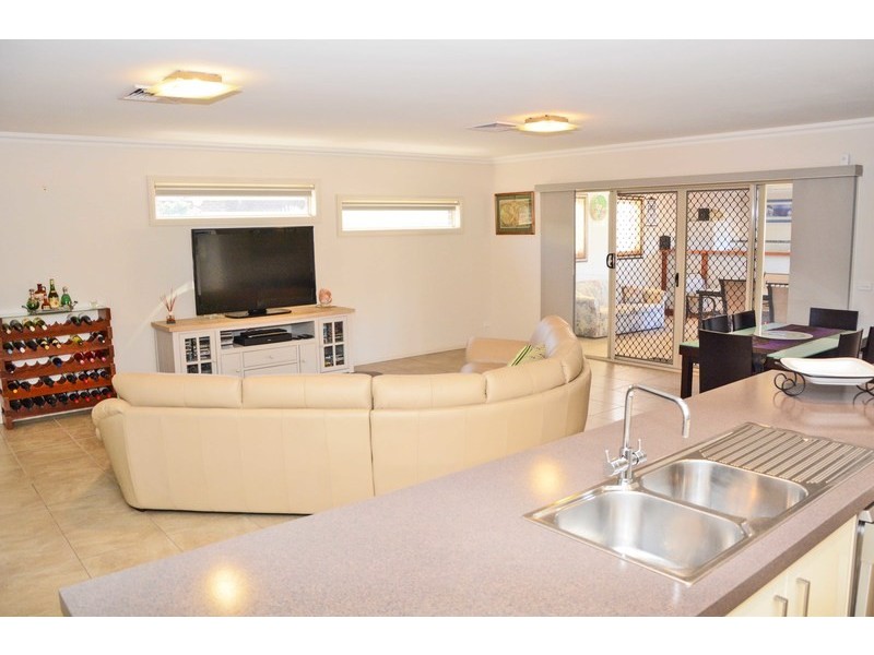 6 Timansi Court, Mildura VIC 3500