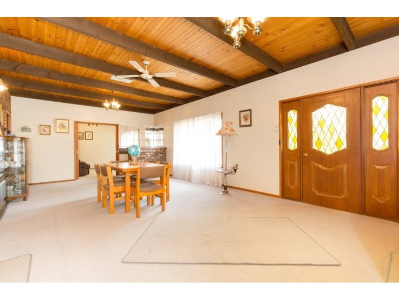 12 Elizabeth Avenue, Mildura VIC 3500