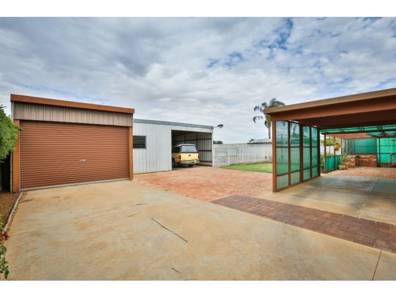 12 Elizabeth Avenue, Mildura VIC 3500