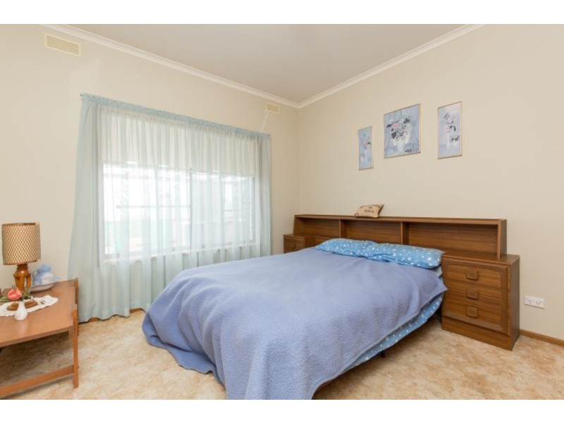 12 Elizabeth Avenue, Mildura VIC 3500