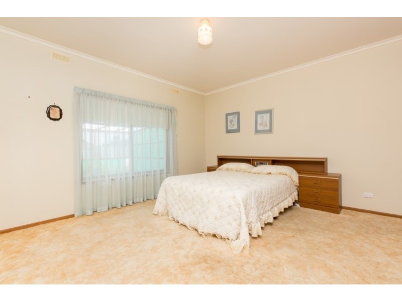 12 Elizabeth Avenue, Mildura VIC 3500