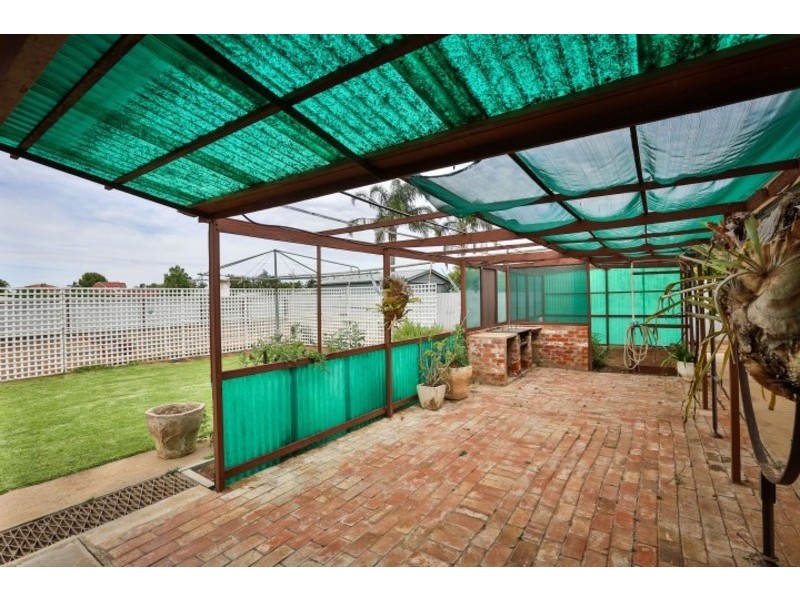 12 Elizabeth Avenue, Mildura VIC 3500