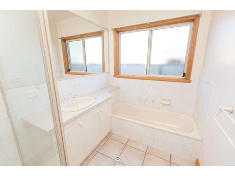 4 Mitchell Court, Mildura VIC 3500