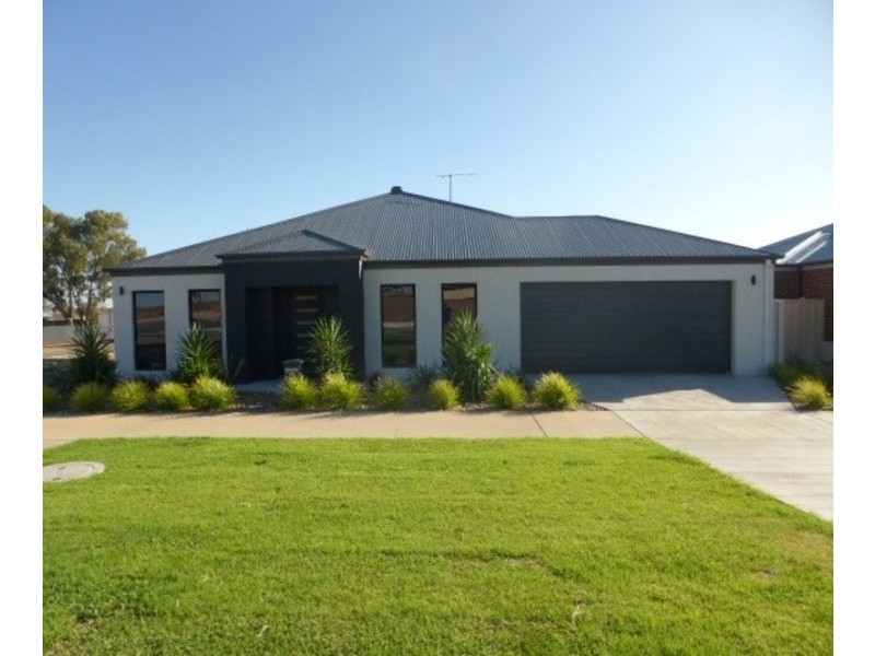 474 Riverside Avenue, Mildura VIC 3500