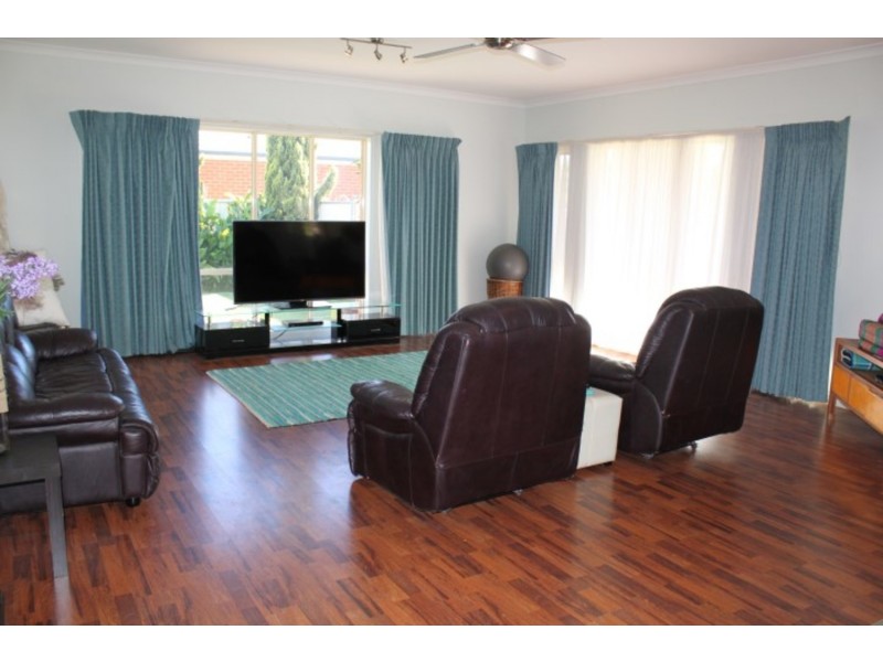 18 Petrucci Way, Mildura VIC 3500