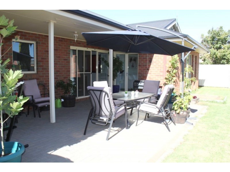 18 Petrucci Way, Mildura VIC 3500