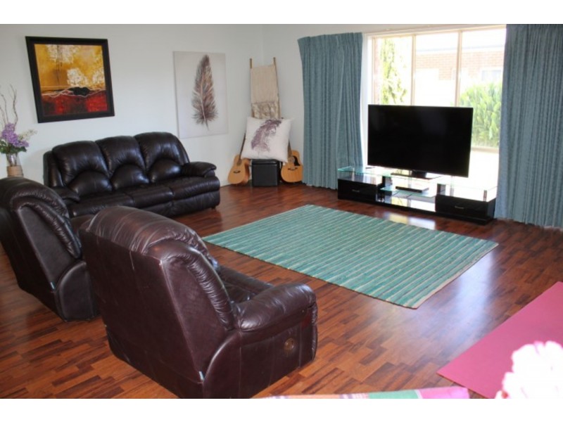 18 Petrucci Way, Mildura VIC 3500