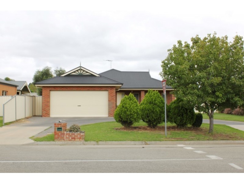 18 Petrucci Way, Mildura VIC 3500