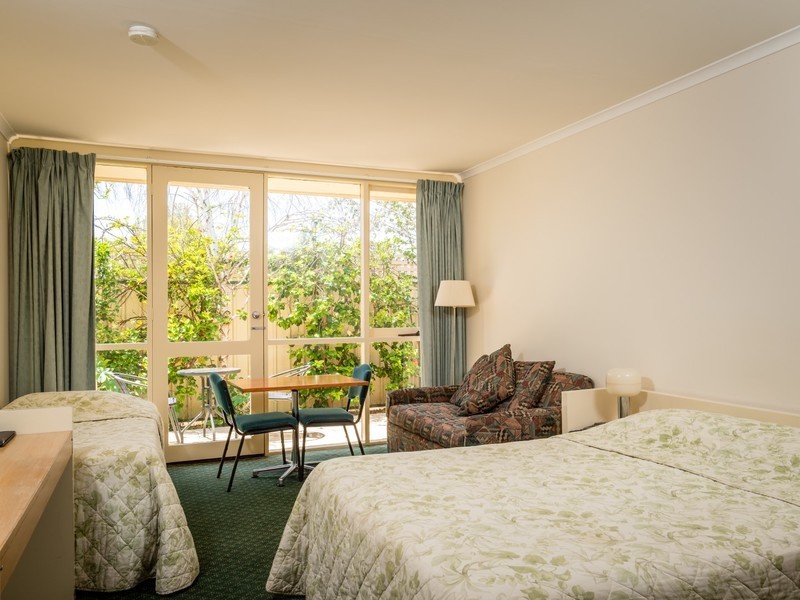 326 – 328 Deakin Avenue, Mildura VIC 3500