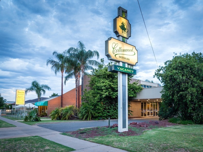 326 – 328 Deakin Avenue, Mildura VIC 3500