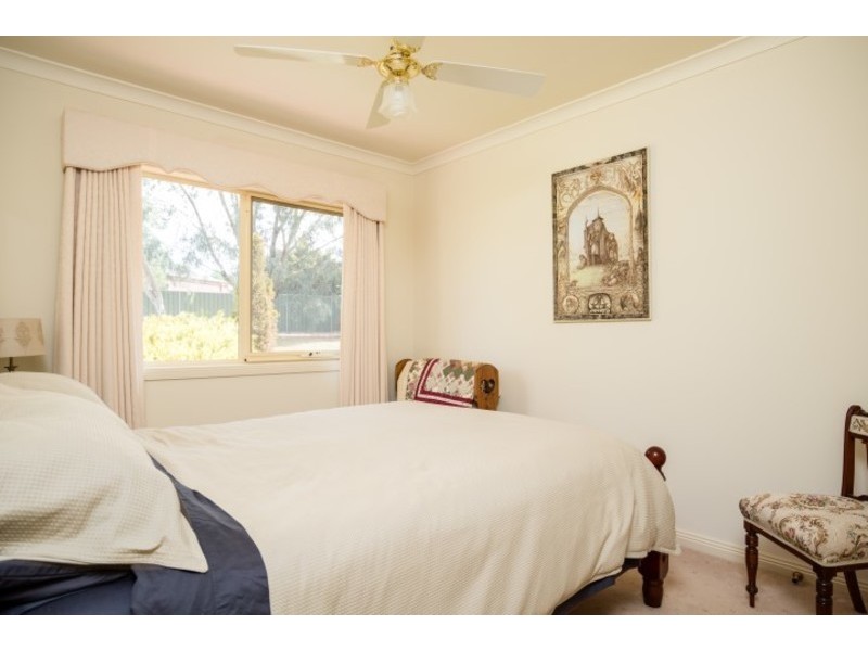 14  St Andrews Drive, Cabarita VIC 3505