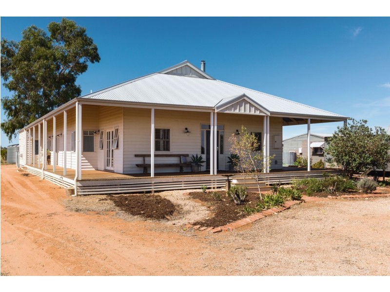 177 Cowanna Avenue, Merbein South VIC 3505