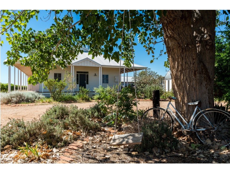 177 Cowanna Avenue, Merbein South VIC 3505