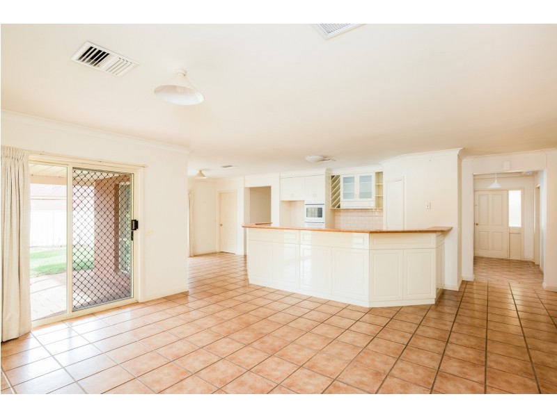 7 Josie Court, Mildura VIC 3500