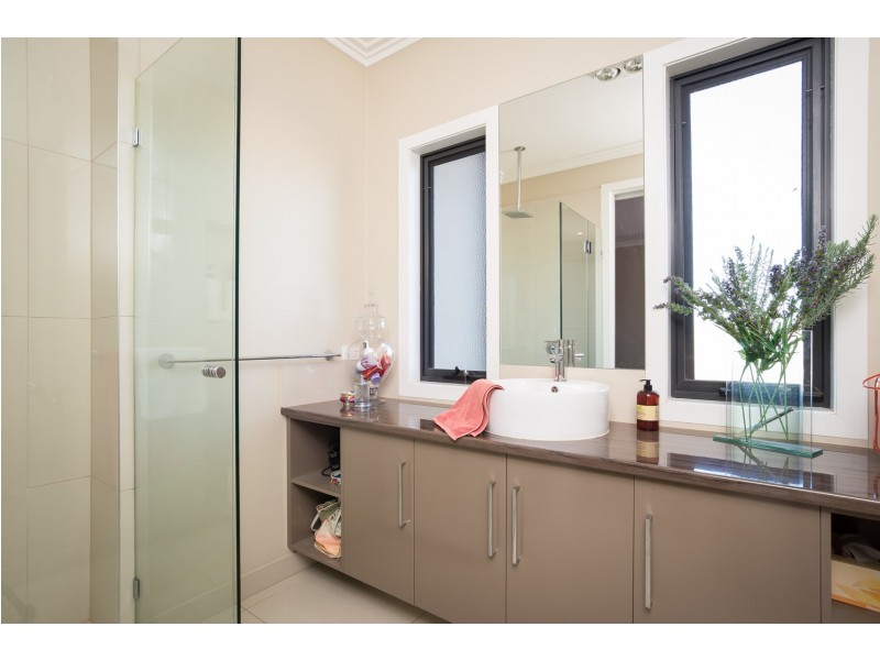 2 Cosgrove Court, Mildura VIC 3500