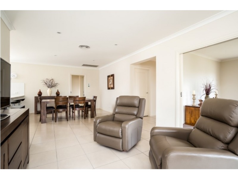 1 Joe Court, Mildura VIC 3500