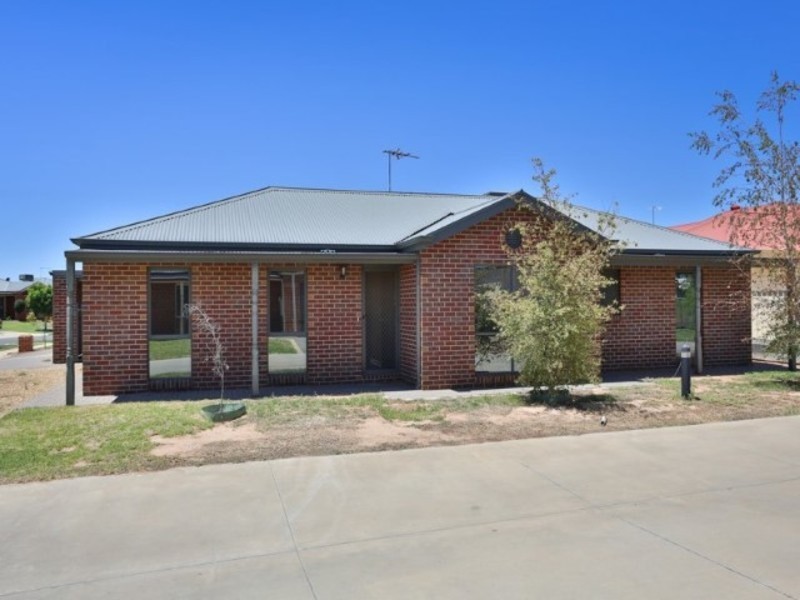 11 Belle Gardens Drive, Mildura VIC 3500