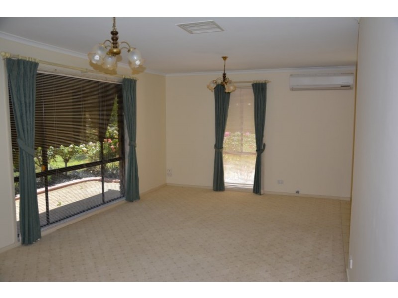 27 De Garis Drive, Mildura VIC 3500