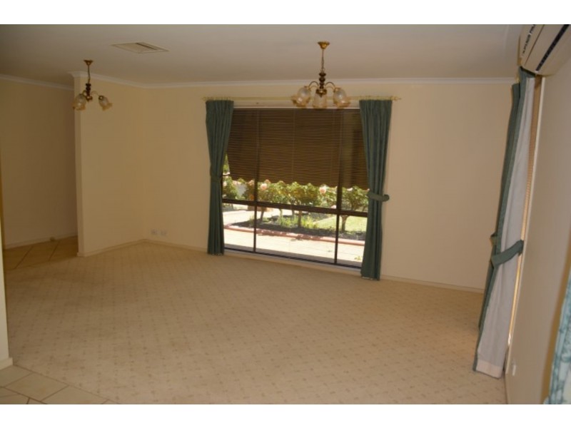 27 De Garis Drive, Mildura VIC 3500