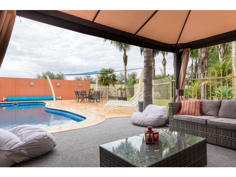 61 Boobook Avenue, Cardross VIC 3496